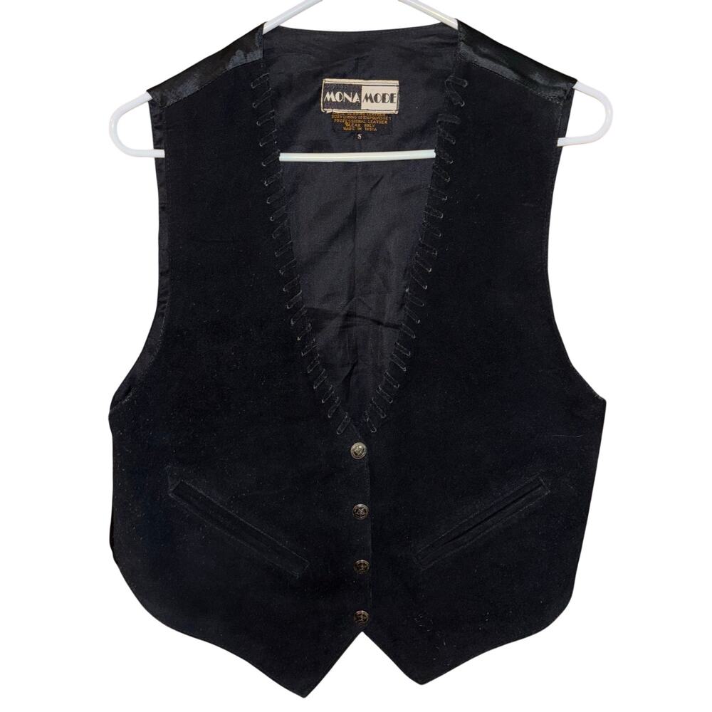 Vintage Mona Mode women’s black leather button down vest (size small)